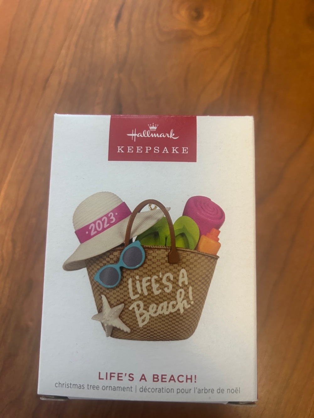 Hallmark Keepsake Beach Tote Ornament - Tan, Pink & Blue Accents
